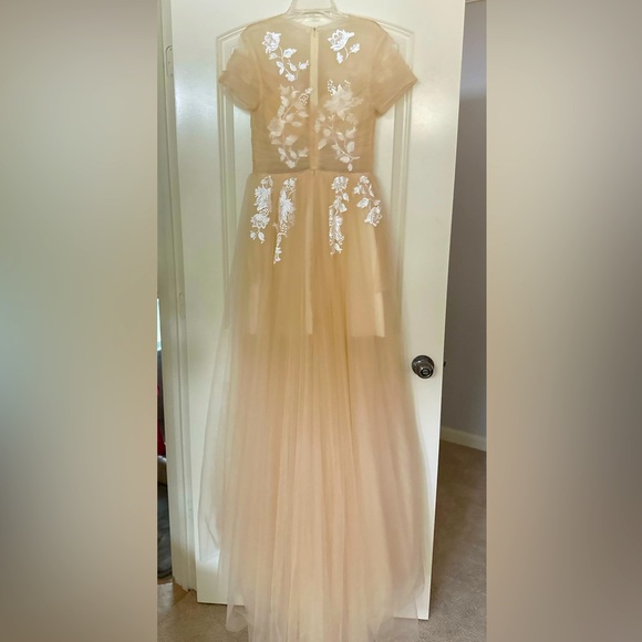 New, never worn. Dress, size Medium , 8/10 - Picture 2 of 2